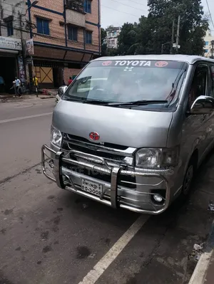 Toyota HiAce 2008 Silver