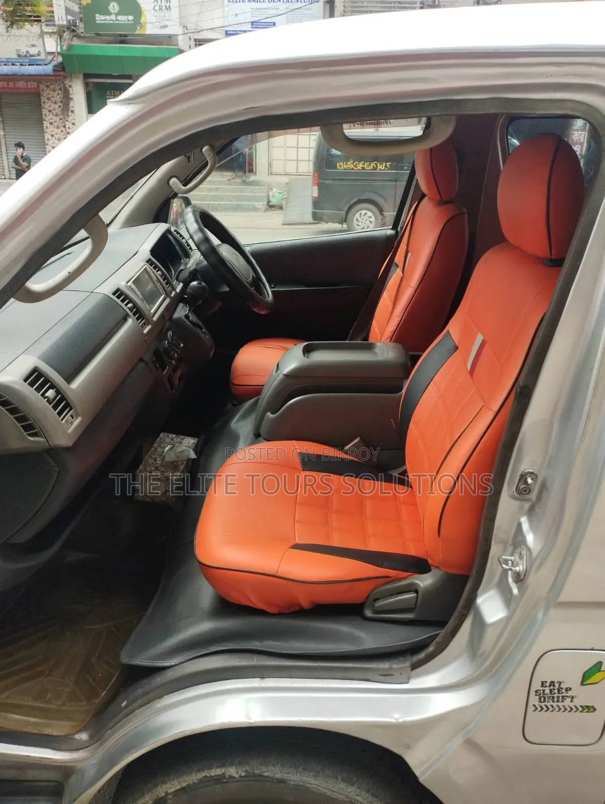 Toyota HiAce 2008 Silver