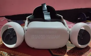মেটা কোয়েস্ট ২ (১২৮ জিবি) ভিআর হেডসেট -