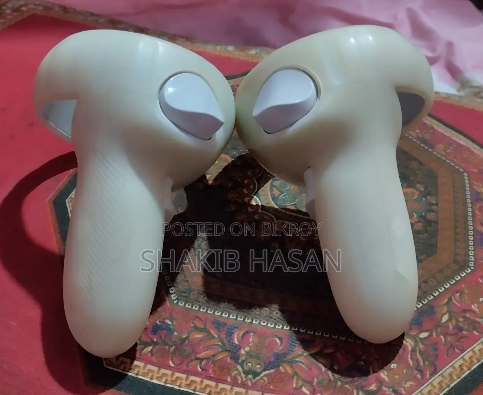 মেটা কোয়েস্ট ২ (১২৮ জিবি) ভিআর হেডসেট -