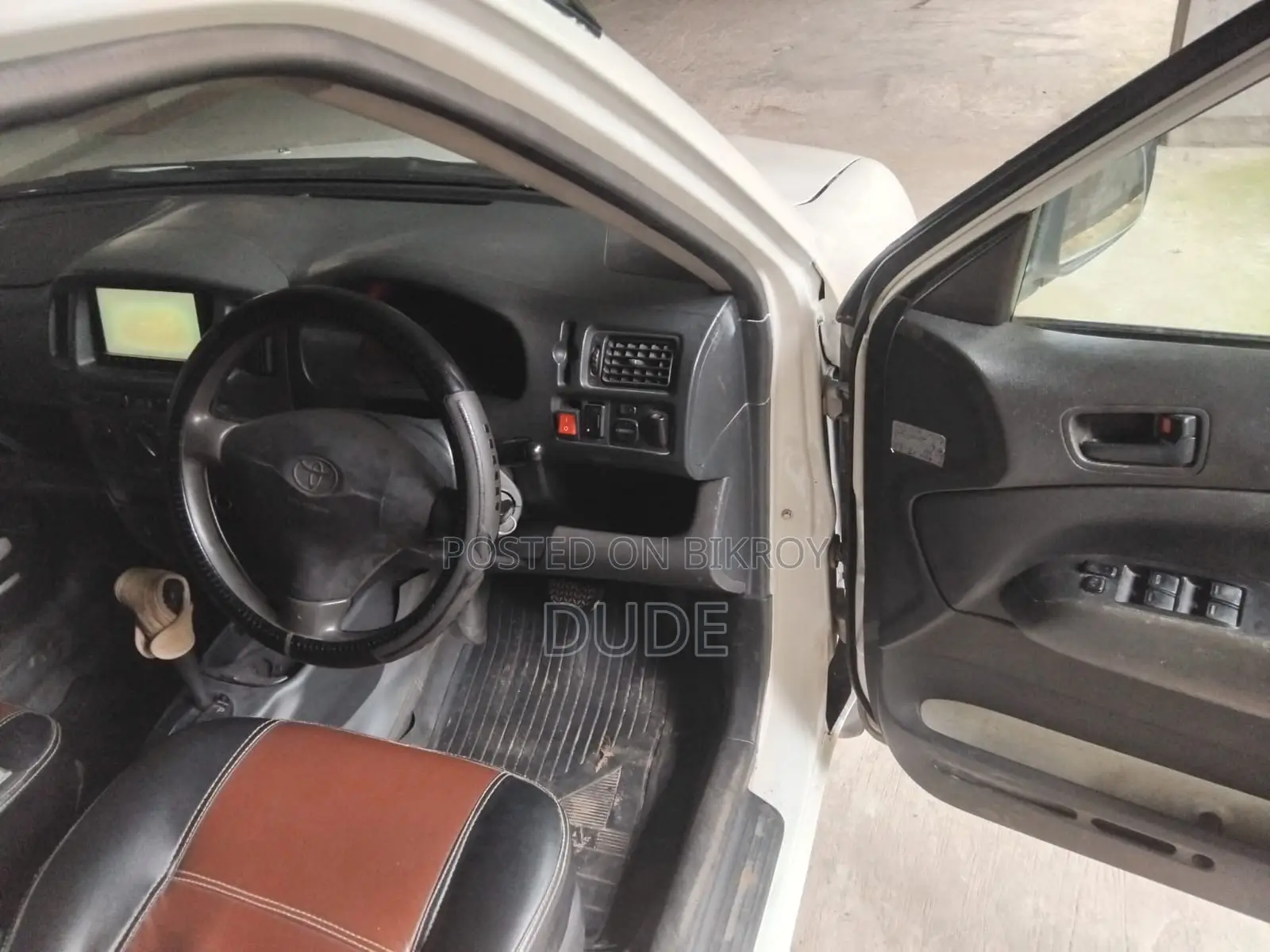 Toyota Probox 2003 White