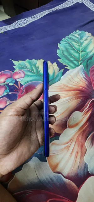 শাওমি রেডমি ১২৮ জিবি লাল