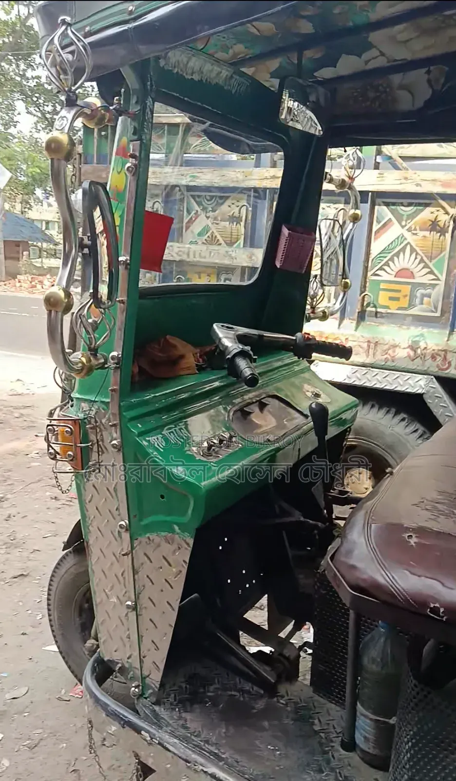 গ্রিন টাইগার আই অটো ২ ২০১০ সবুজ