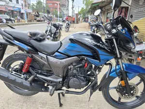 Hero Hunk 2022 Black
