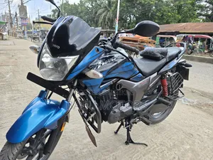Hero Hunk 2022 Black