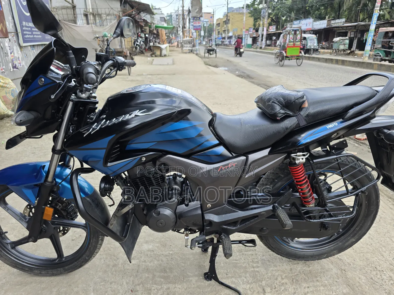 Hero Hunk 2022 Black