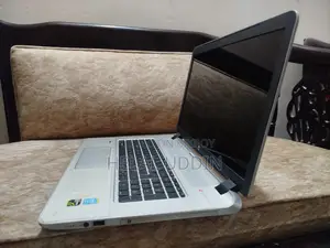 Laptop HP Envy 17-3000 12GB Intel Core i7 SSD 256GB