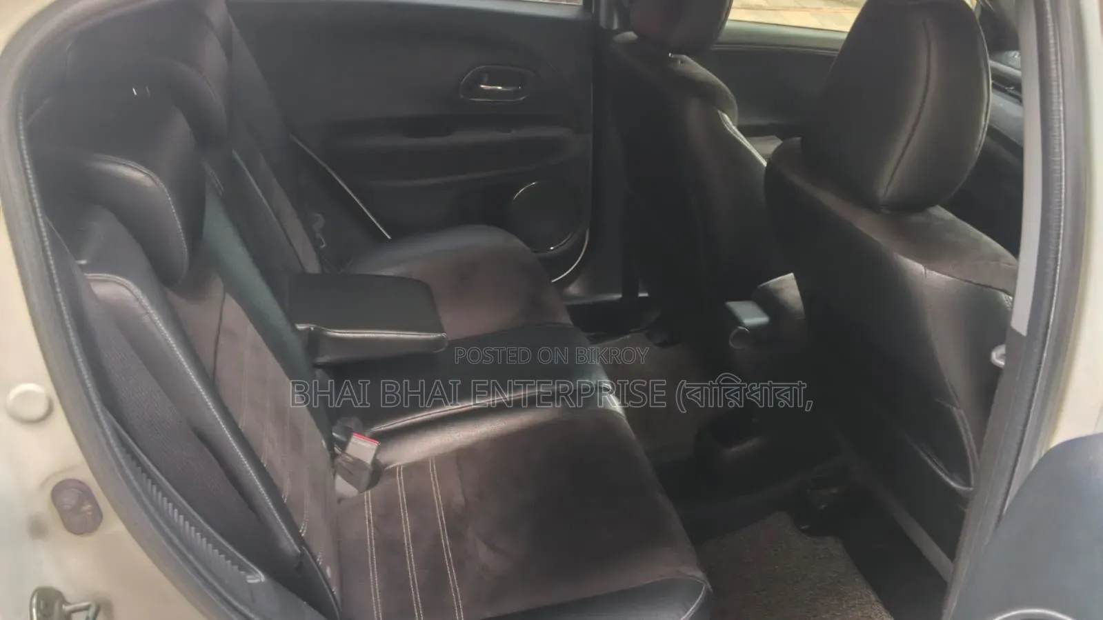 Honda Vezel 1.5 Hybrid 2-Wheel Drive 2016 White