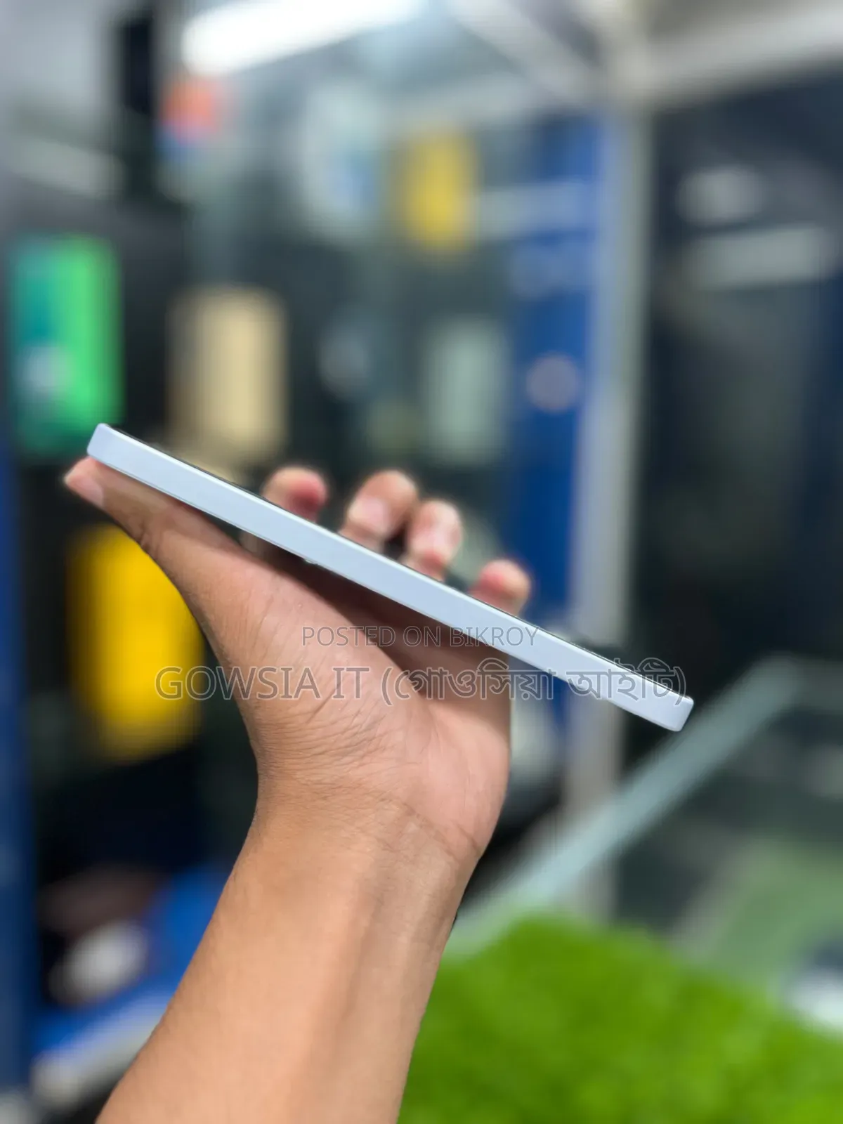 স্যামসাং গ্যালাক্সি এ৩৫ ১২৮ জিবি সাদা