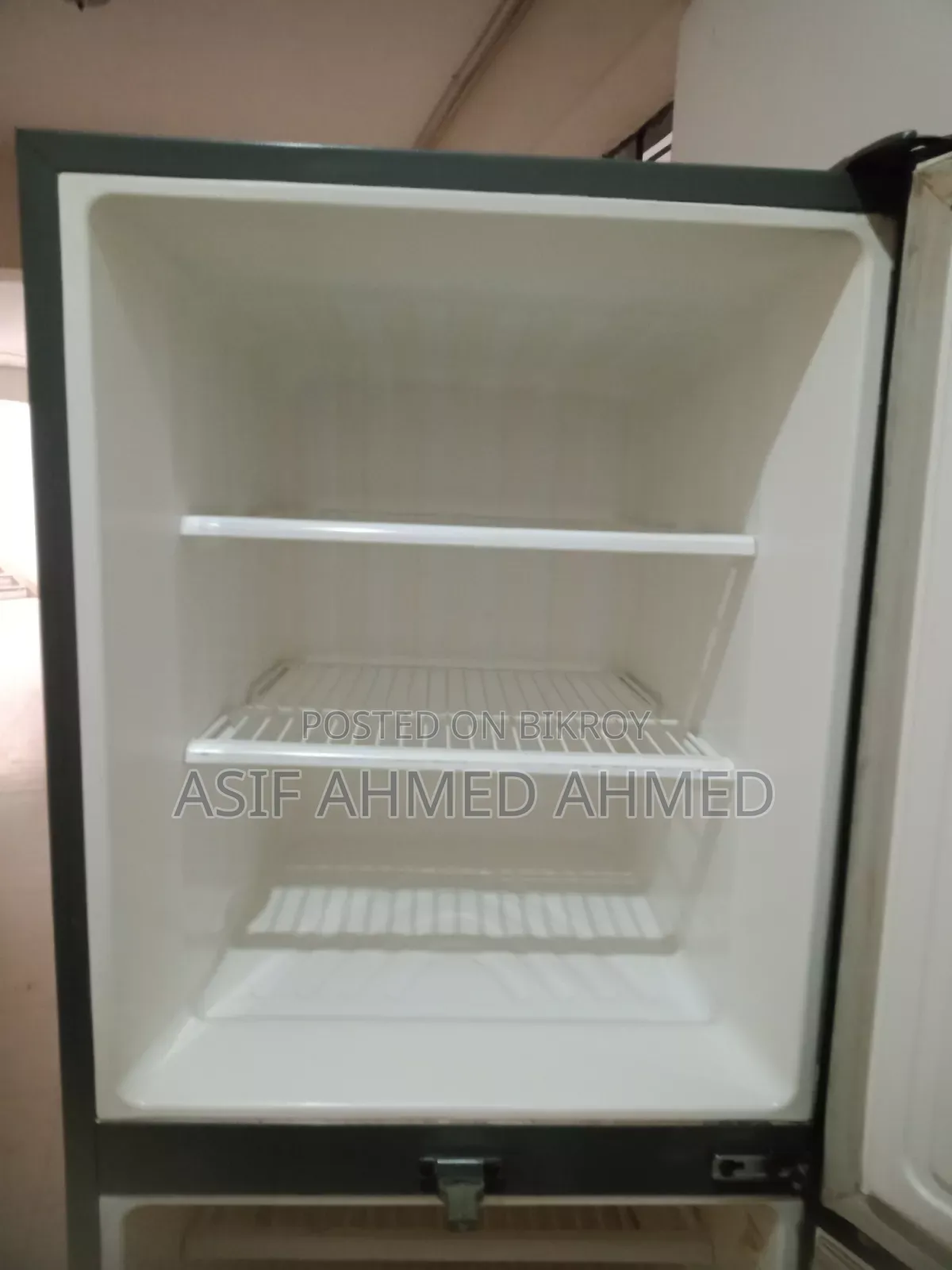 341 Liter Refrigerator