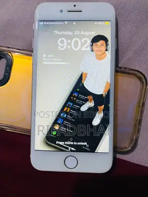Apple iPhone 8 64 GB Silver