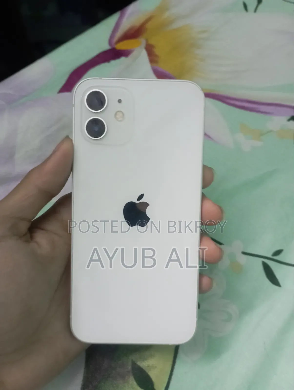 অ্যাপল আইফোন ১২ ১২৮ জিবি হোয়াইট
