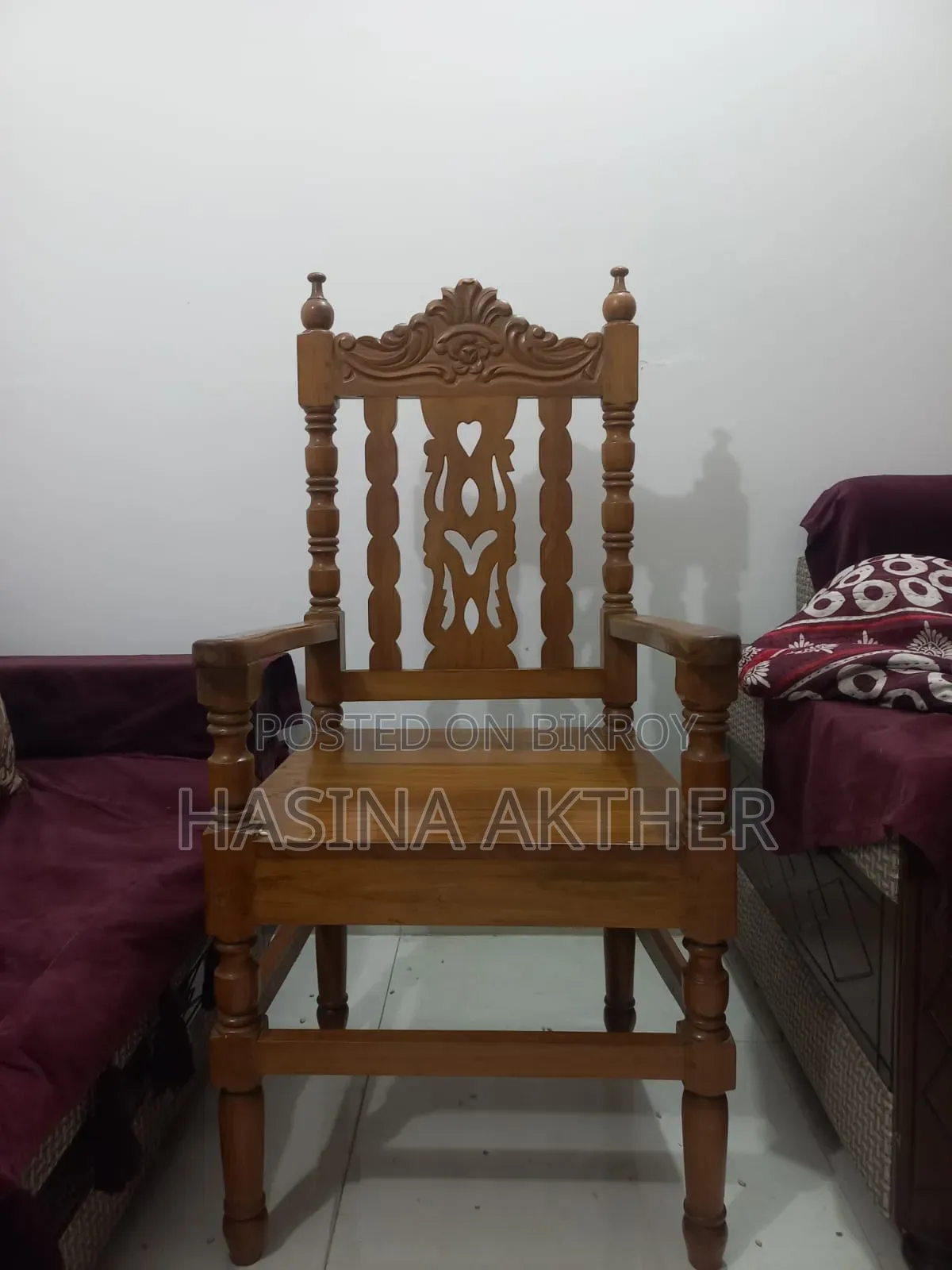 শেগুন কাঠের চেয়ার