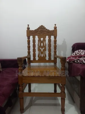 শেগুন কাঠের চেয়ার