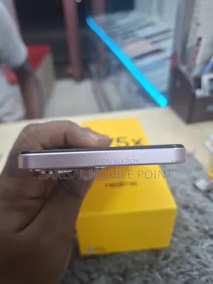 রিয়েলমি সি৭৫৫ ১২৮ জিবি পিংক