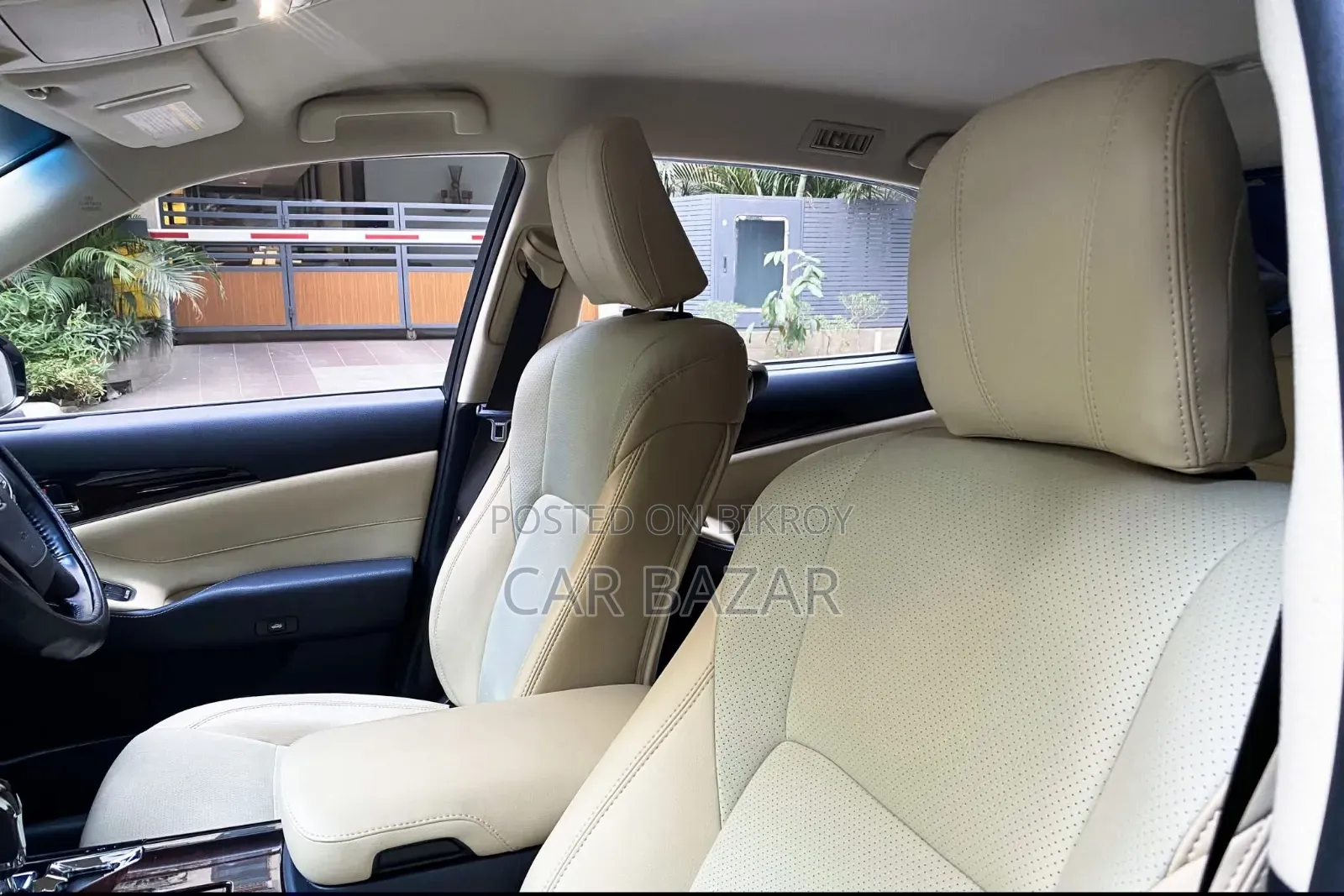 Toyota Crown 2016 Blue
