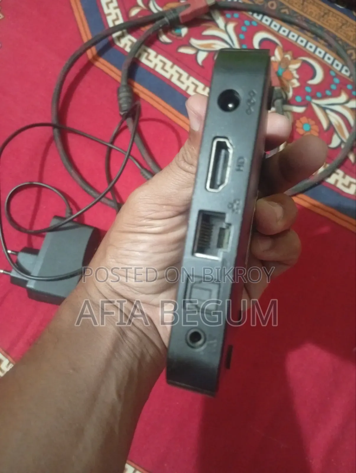 Android TV box looks like brand new