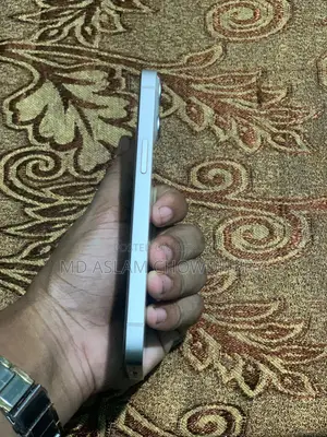 New Apple iPhone 13 128 GB White