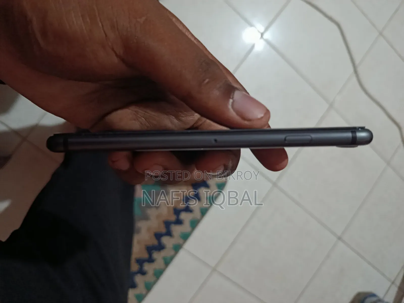অ্যাপল আইফোন ৮ ৬৪ জিবি কালো
