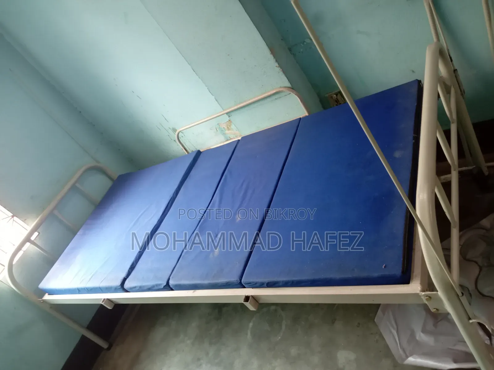 Medical Hospital Bed With Air Mattress