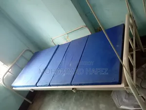 Medical Hospital Bed With Air Mattress