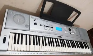 YAMAHA DGX-230 (76 Keys) Portable Digital Piano