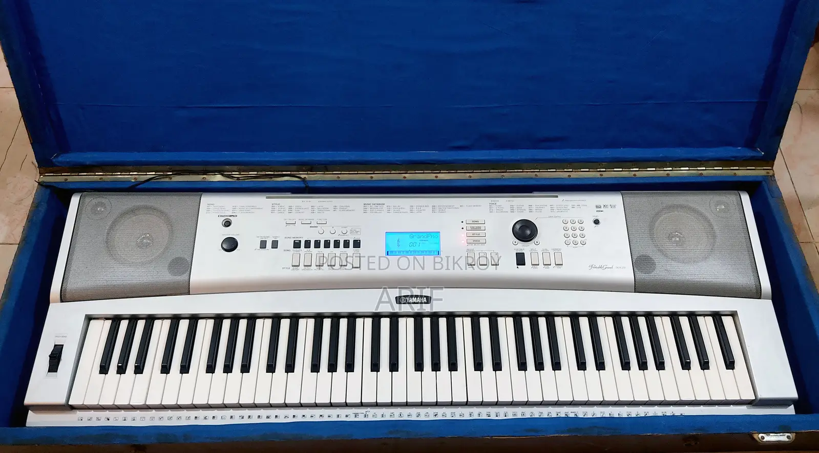 YAMAHA DGX-230 (76 Keys) Portable Digital Piano