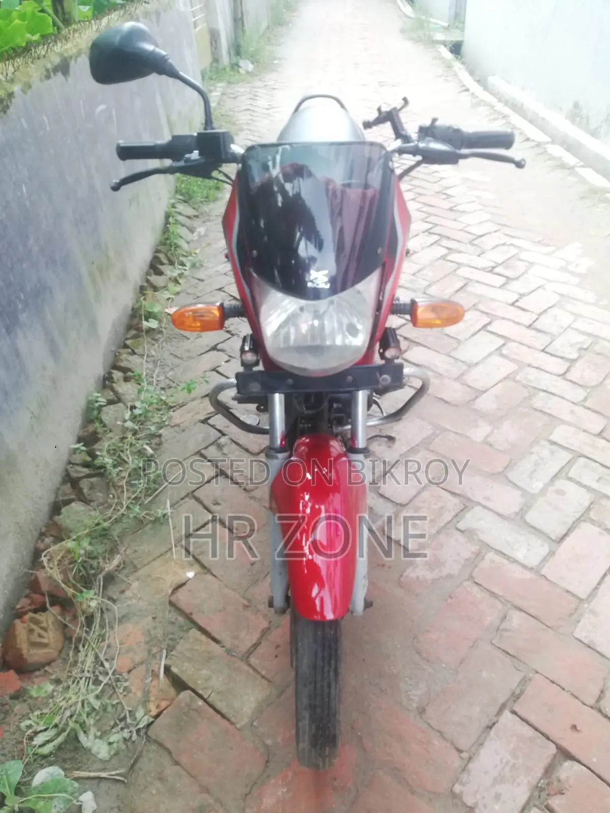 বাজাজ প্লাটিনা ১০০ ২০১৪ লাল