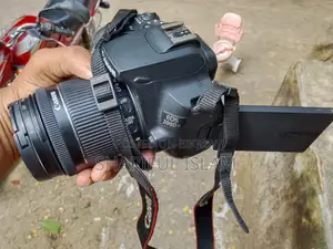 Canon Eos 200d Ii