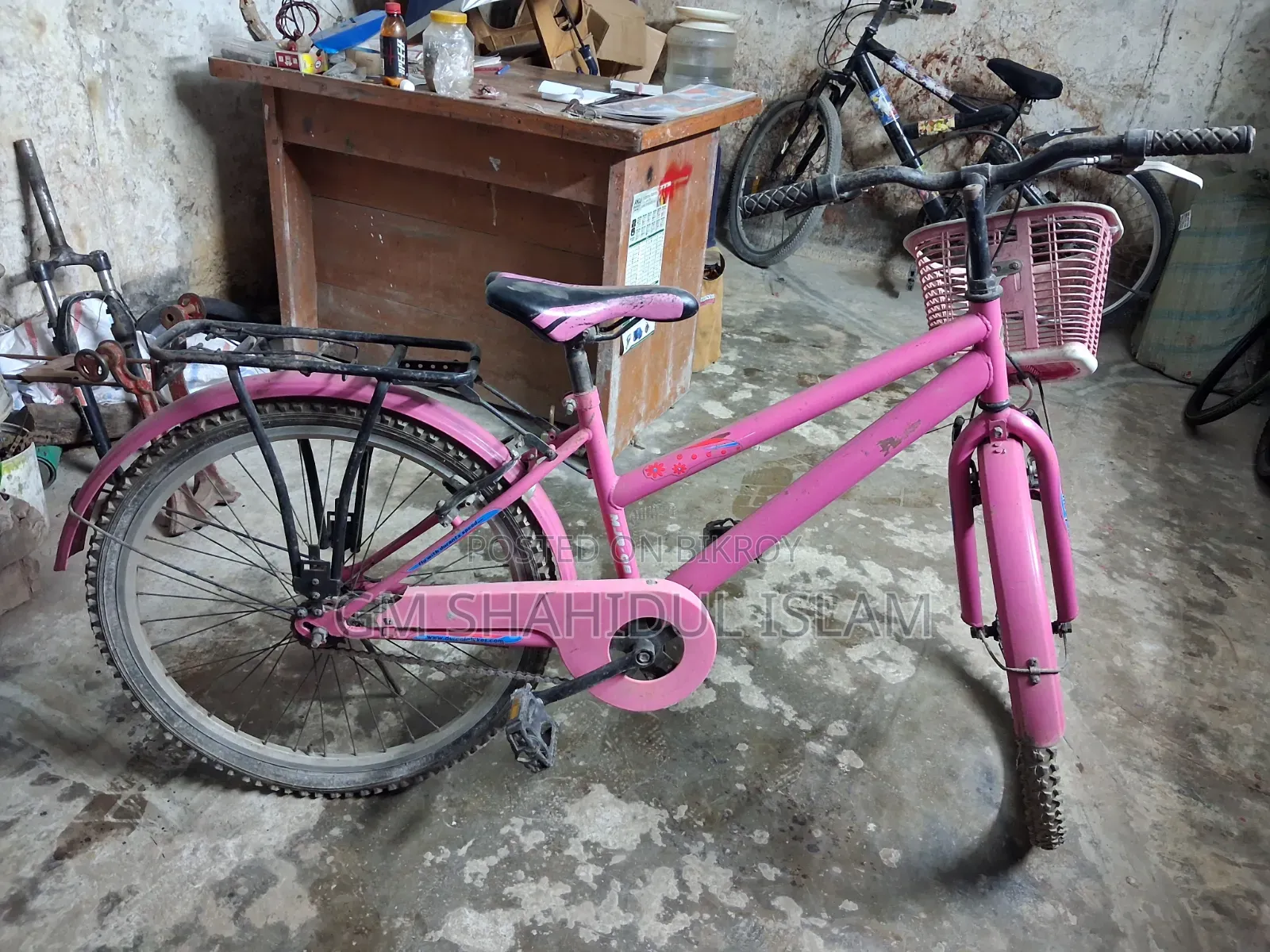 Ladies Cycle