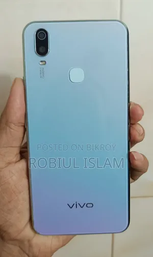 Vivo Y11 32 GB Blue