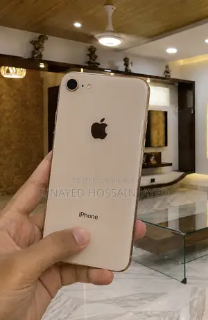 Apple iPhone 8 64 GB Gold