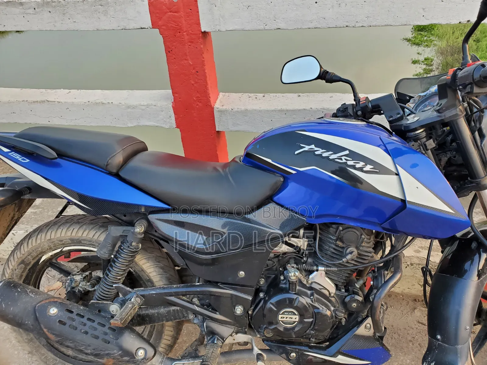 Bajaj Pulsar 150 2022 Blue