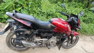 Bajaj Pulsar 150 2015 Red