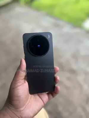 ভিভো এক্স২০০এস ২৫৬ জিবি ব্ল্যাক
