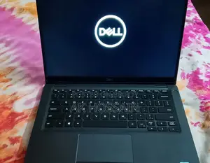 Laptop Dell Latitude 5300 8GB Intel Core I5 SSD 256GB
