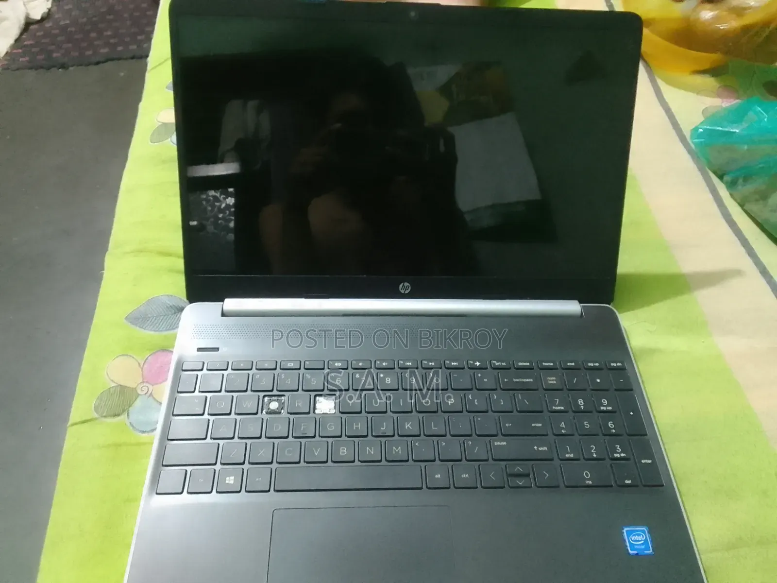 Laptop HP 15-dy1031wm 8GB Intel Core i5 SSD 256GB
