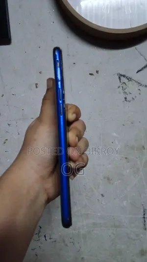 Realme C2 32 GB Blue