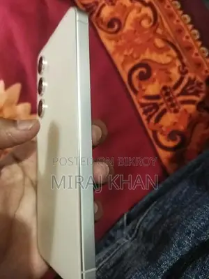 Samsung Galaxy S24 256 GB Gold