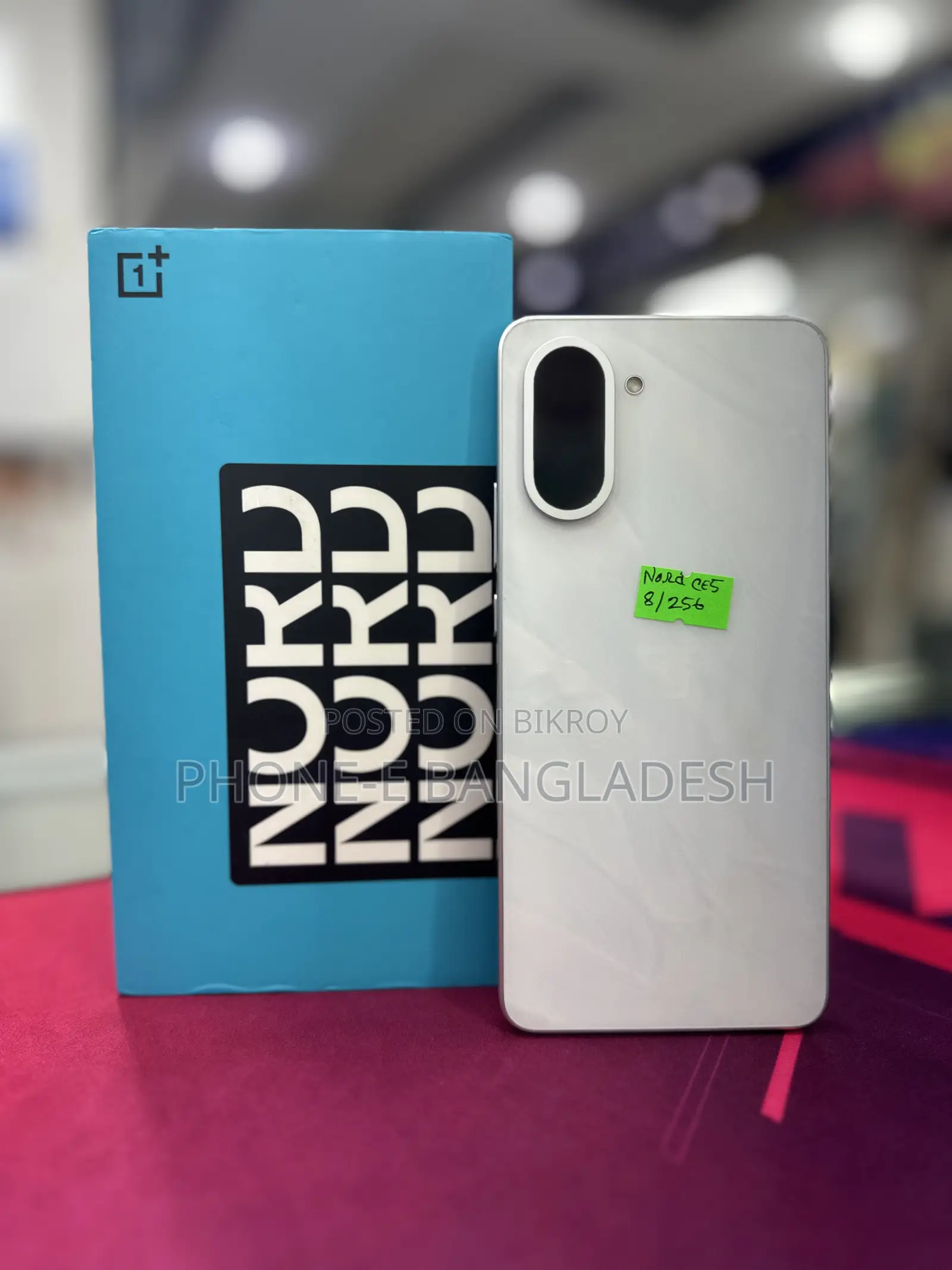 ওয়ানপ্লাস নর্ড সিই ফাইজি ২৫৬ জিবি সাদা