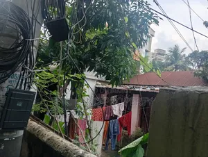 বাড়ি এবং জমি বিক্রয়ের জন্য