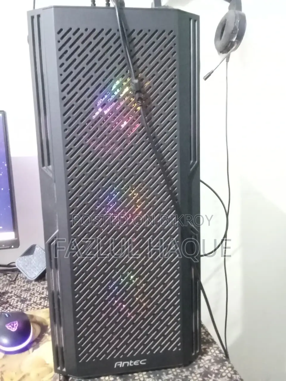 Desktop Computer MSI Model 16GB AMD Ryzen 5 SSD 512GB