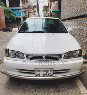 Toyota Corolla 1998 White
