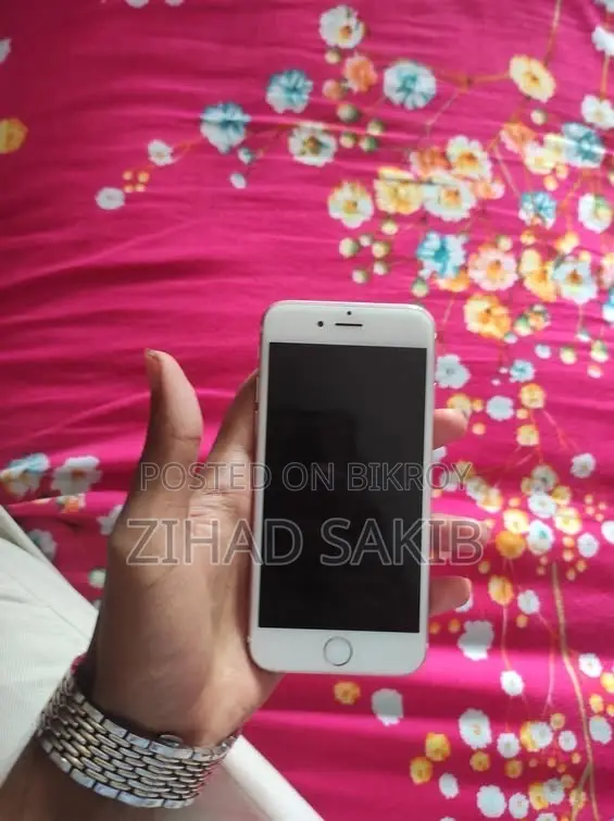 অ্যাপল আইফোন ৬এস ৬৪ জিবি রোজ গোল্ড