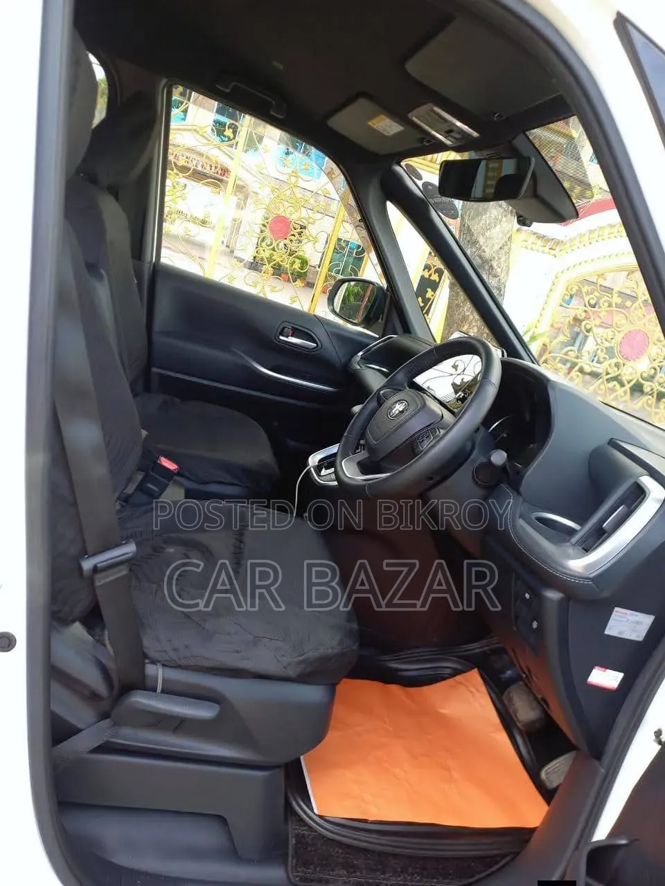 Toyota Noah 2023 Pearl