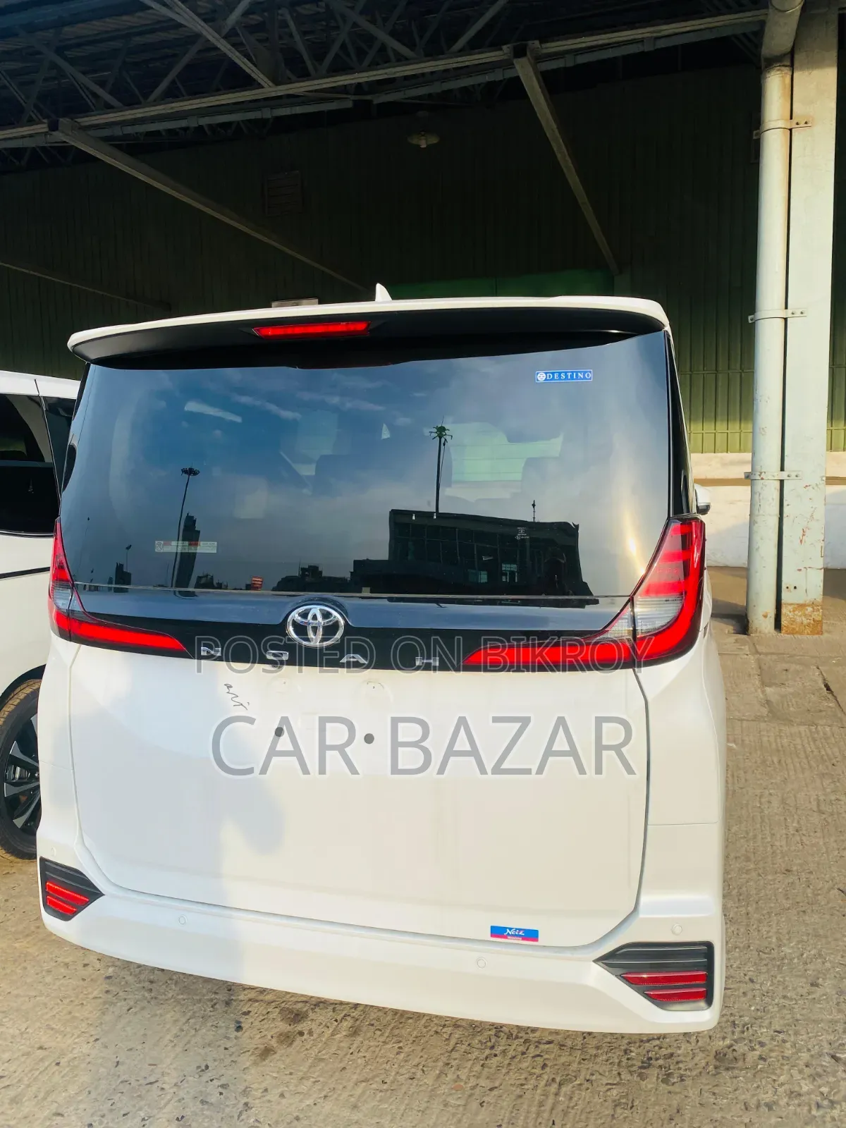 Toyota Noah 2023 Pearl