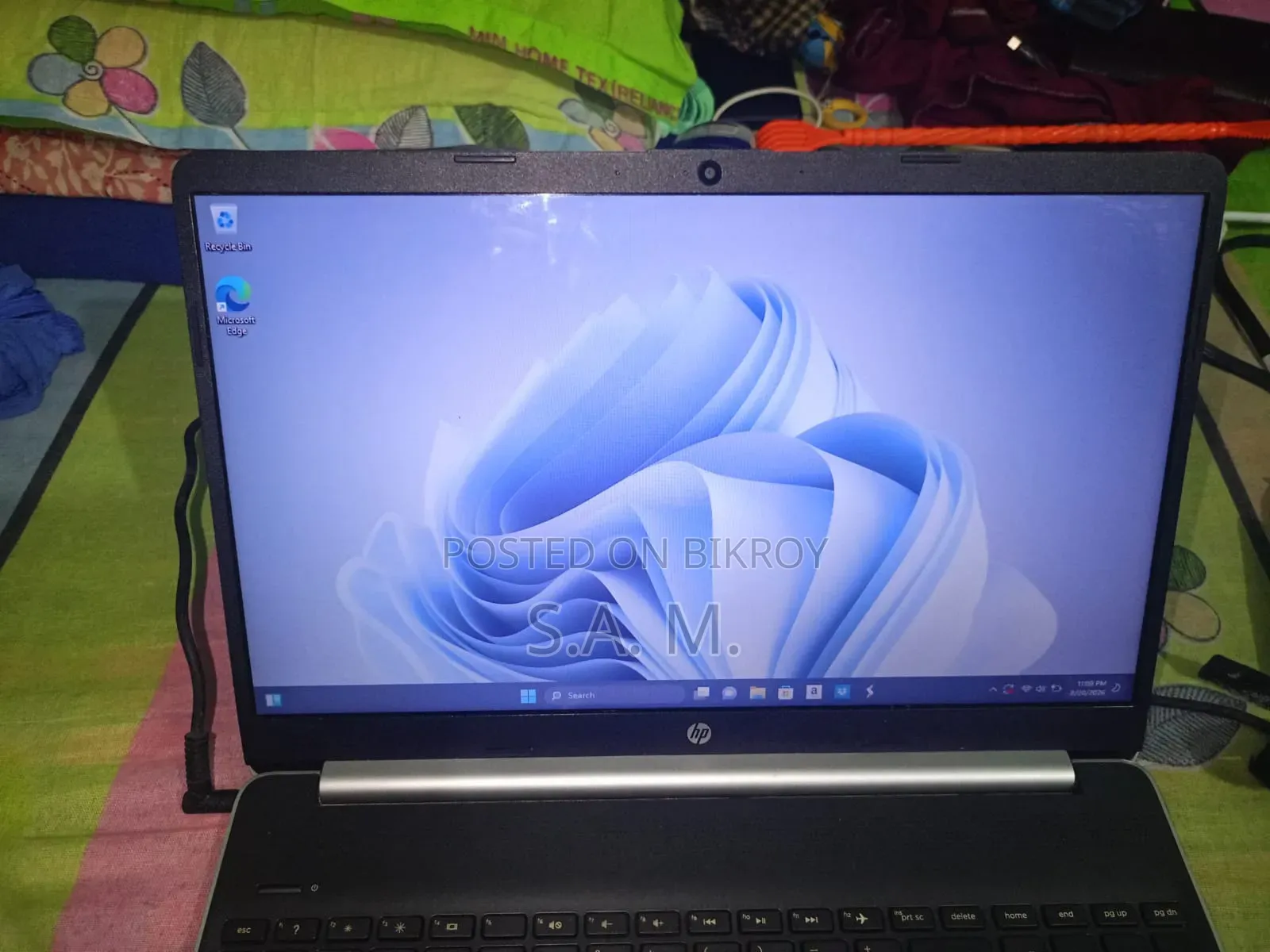 Laptop HP 15-dy1031wm 8GB Intel Core i5 SSD 256GB