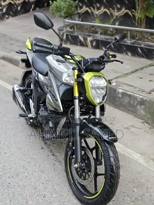 Suzuki Gixxer 2025 Gray