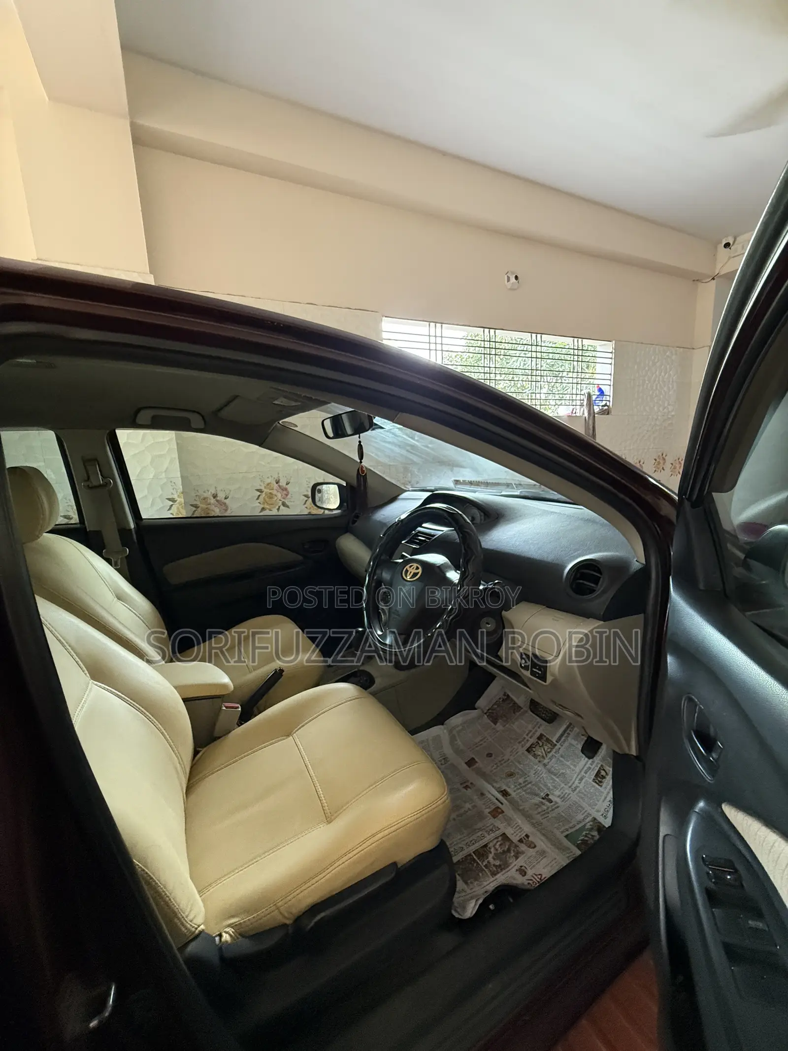 Toyota Yaris 2006 Red