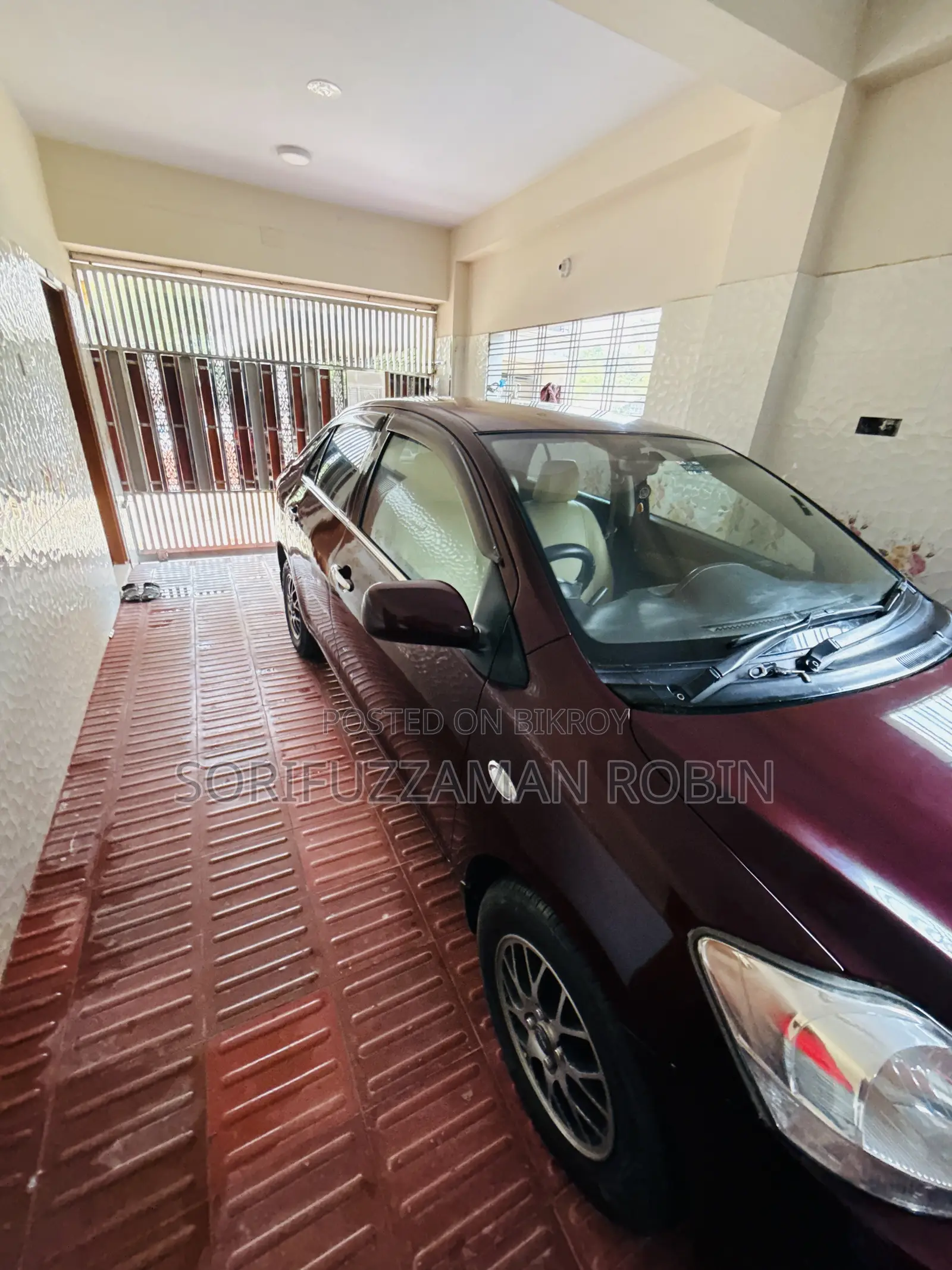 Toyota Yaris 2006 Red